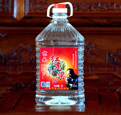 红高粱桶酒